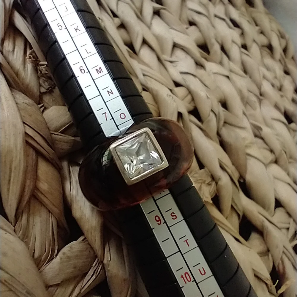 Ring Square CZ Set in Brown acrylic - Picture 14 of 14